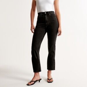Abercrombie & Fitch Black Cropped Women's Jeans